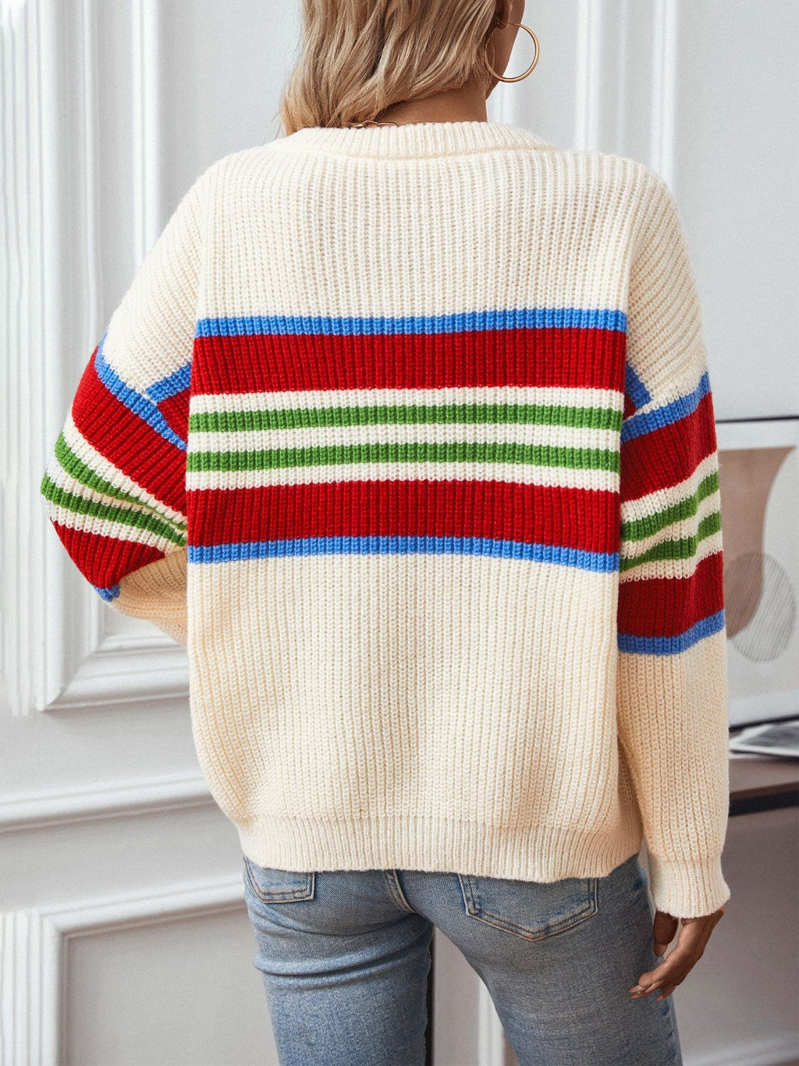 Contrast Stripes Round Neck Long Sleeve Sweater - AMIN Clothing 