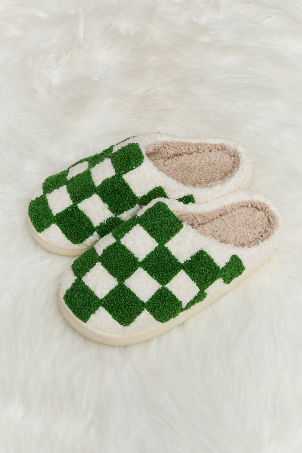 Melody Checkered Print Plush Slide Slippers - AMIN Clothing 