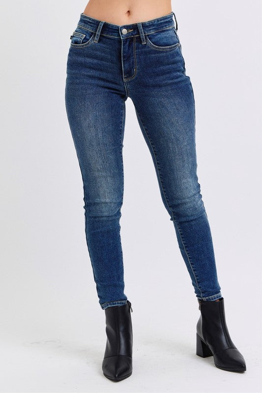 Judy Blue Full Size Run Mid-Rise Waist Skinny Jeans with Thermal Lining - AMIN Clothing 