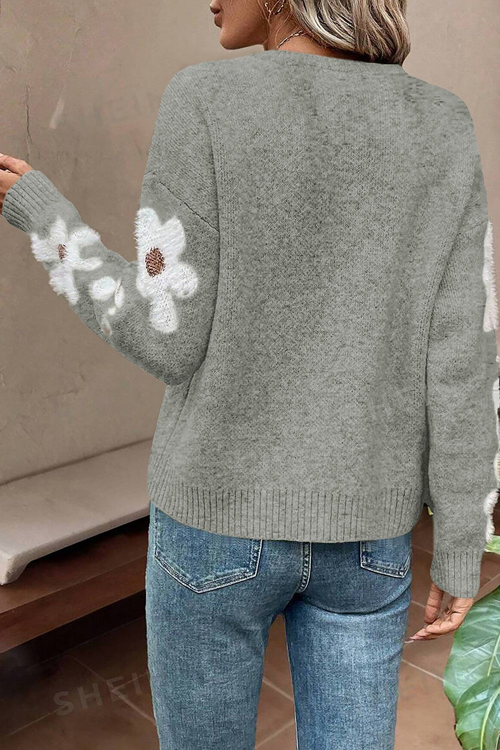 Flower Round Neck Long Sleeve Sweater - AMIN Clothing 