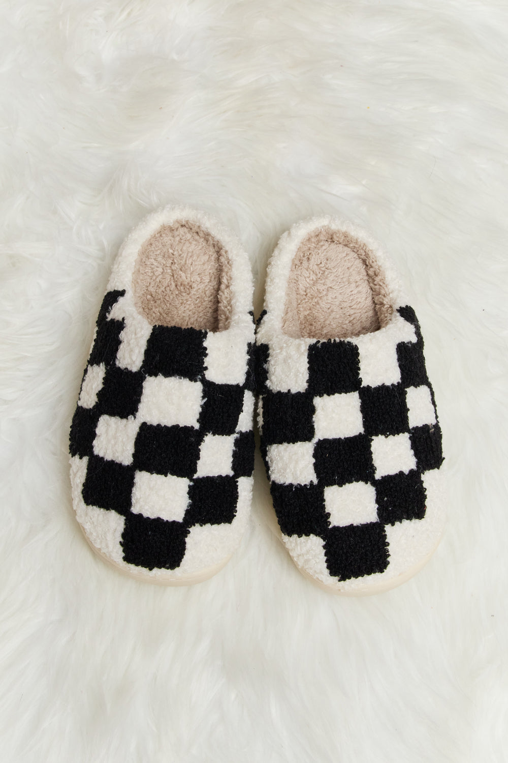 Melody Checkered Print Plush Slide Slippers - AMIN Clothing 