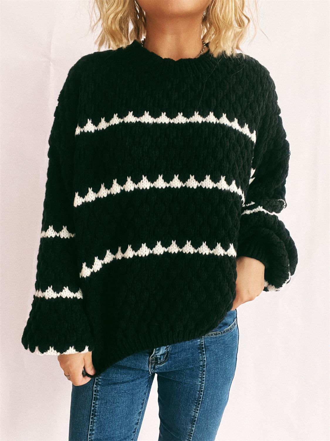 Contrast Stripes Round Neck Long Sleeve Sweater - AMIN Clothing 