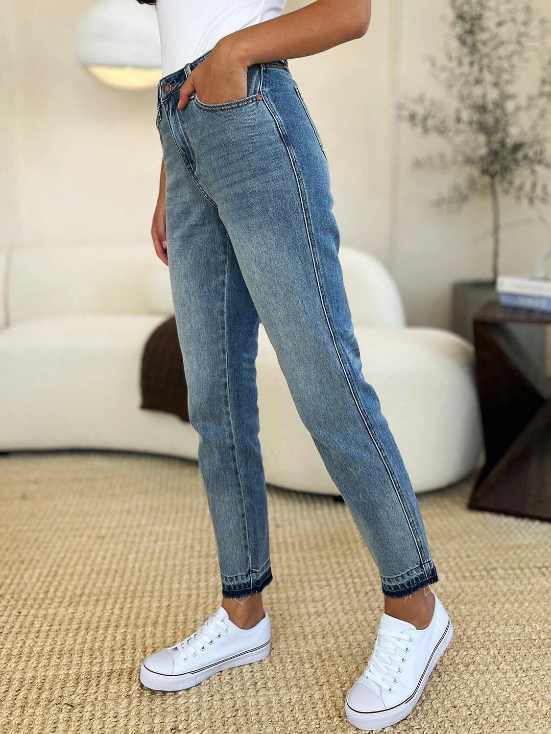 Judy Blue Full Size Mid Rise Rigid Magic Release Hem Jeans - AMIN Clothing 