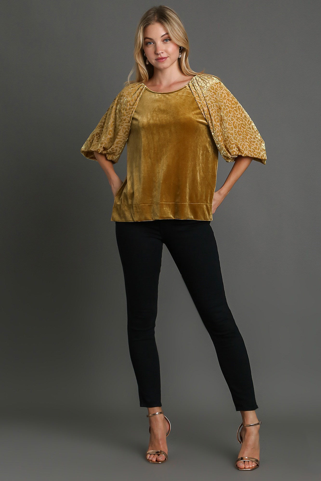 Umgee Round Neck Leopard Balloon Sleeve Velvet Top - AMIN Clothing 