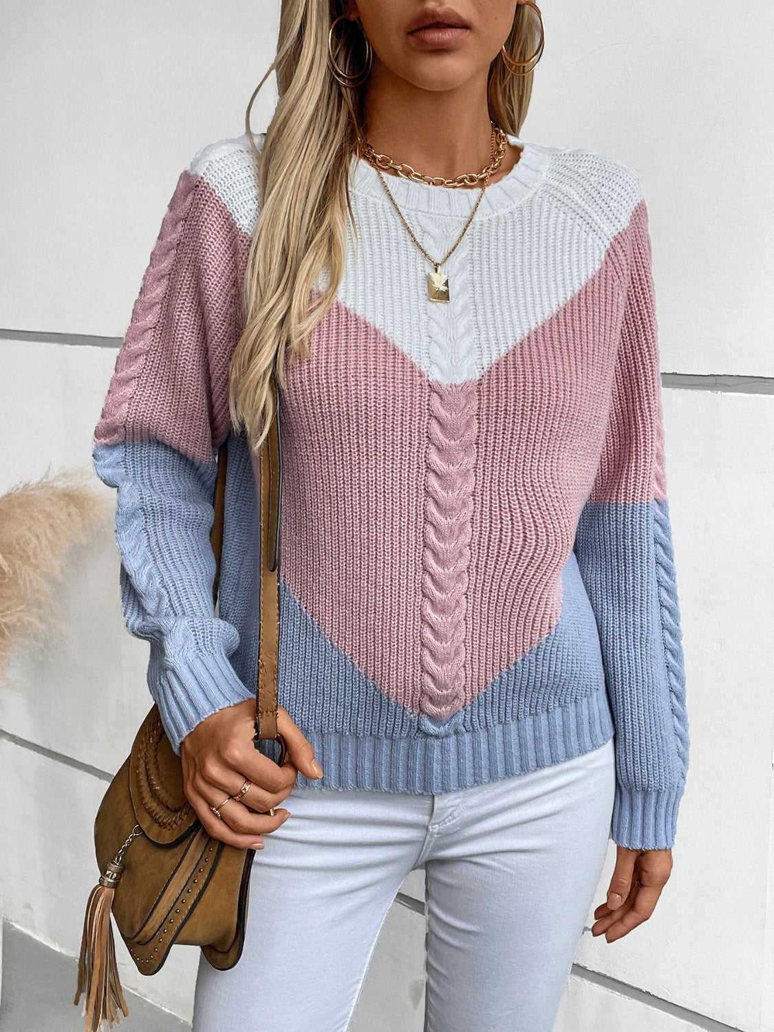 Color Block Round Neck Long Sleeve Sweater - AMIN Clothing 