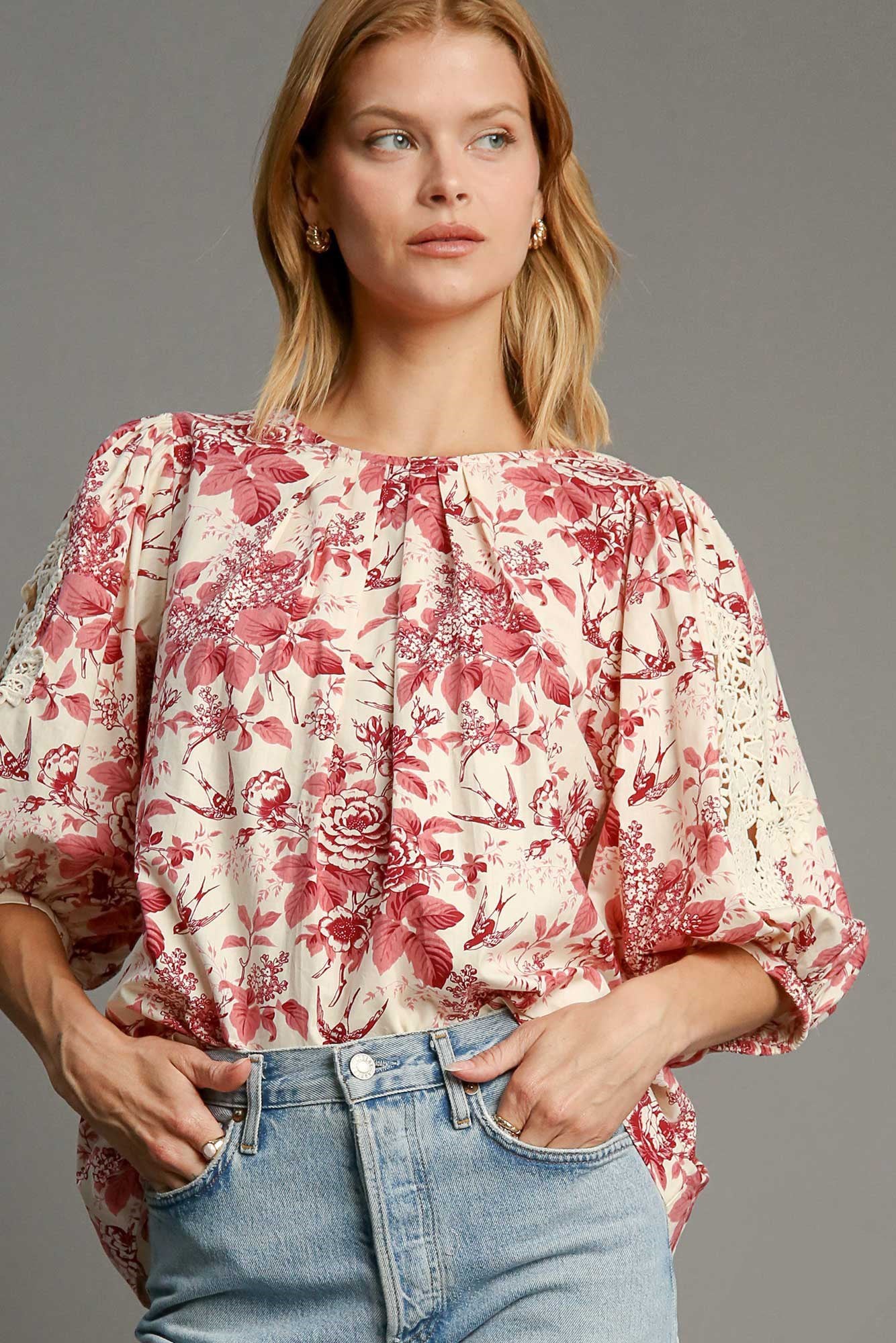 Umgee Floral Pleated Detail Lace Trim Sleeve Blouse - AMIN Clothing 