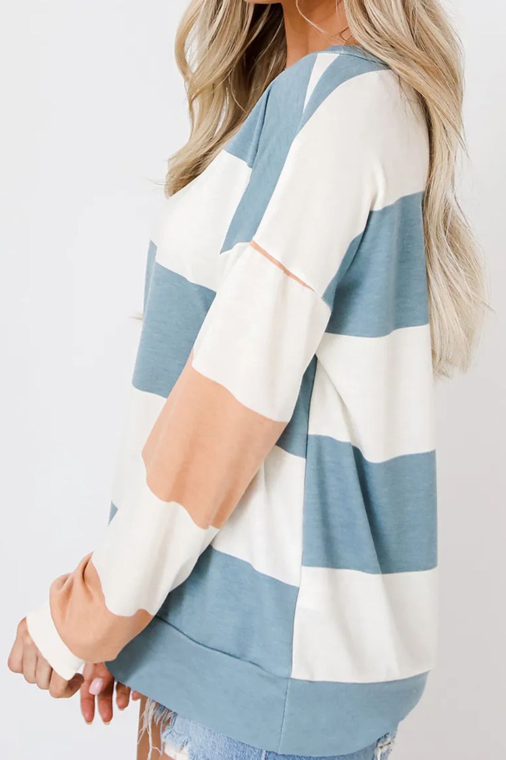 Contrast Color Block Round Neck Long Sleeve Top - AMIN Clothing 