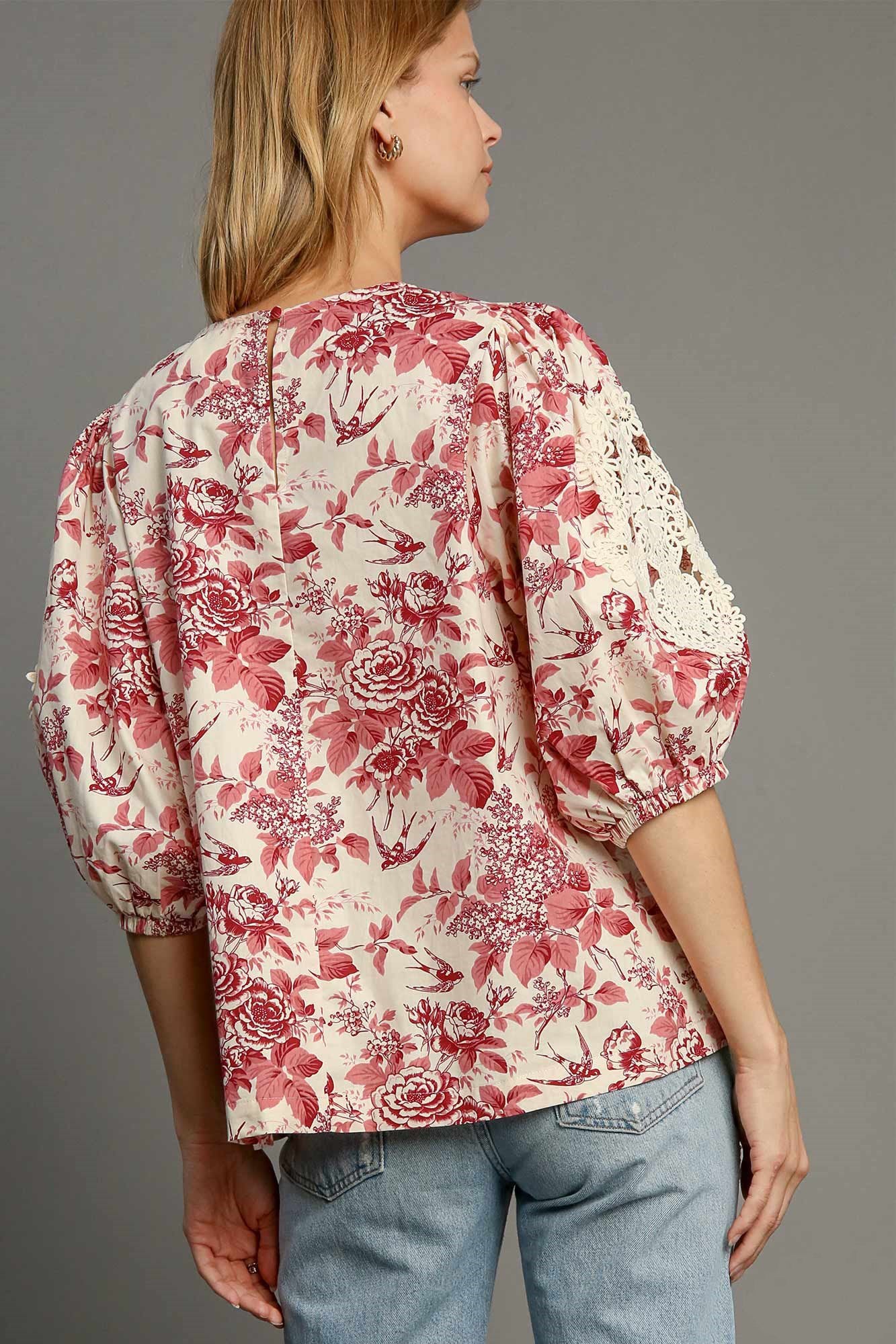 Umgee Floral Pleated Detail Lace Trim Sleeve Blouse - AMIN Clothing 